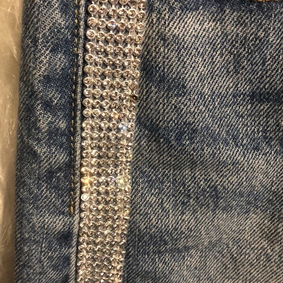 Levi’s Light Wash Deconstructed Mini Skirt Size 27 - Picture 4 of 8